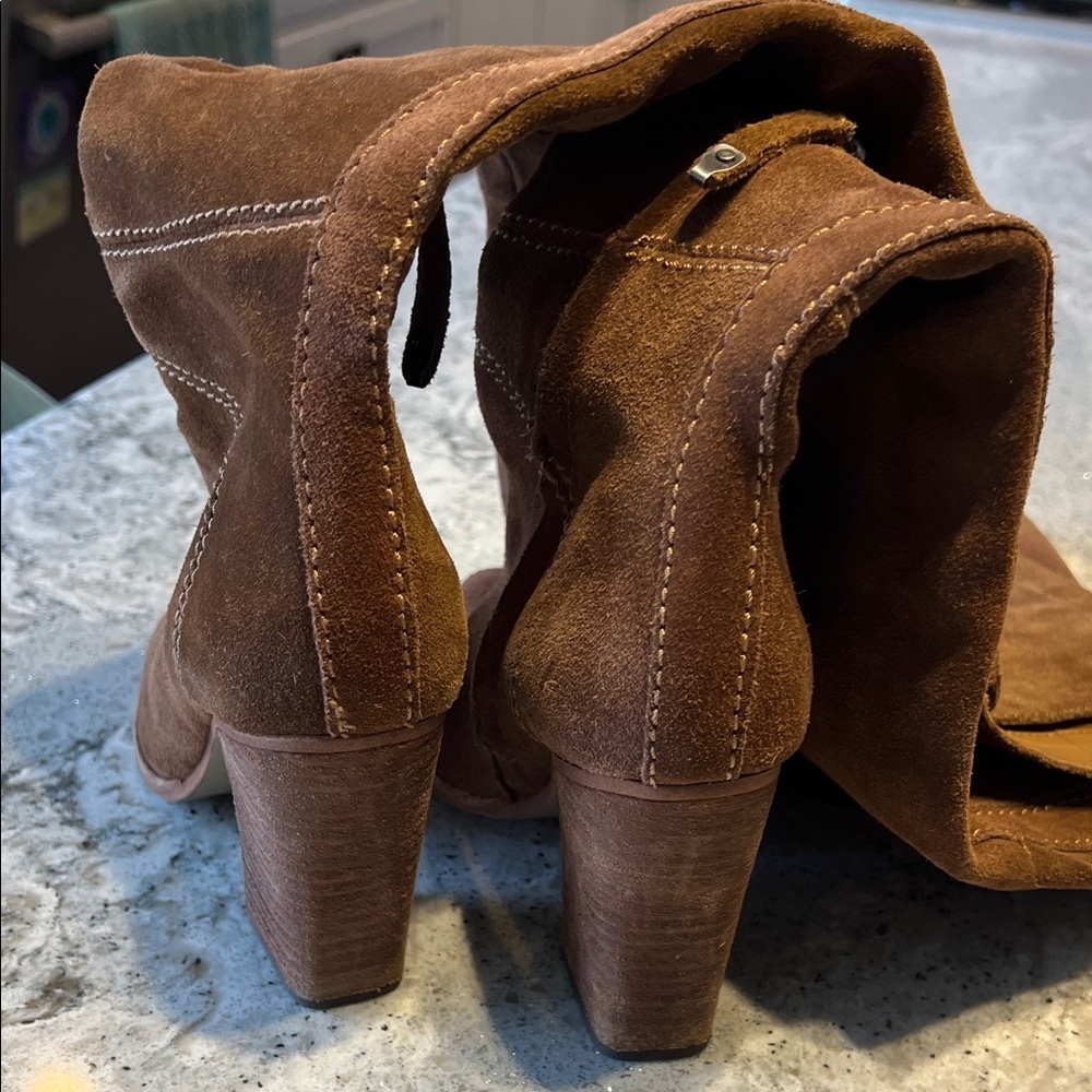 Dolce Vita Brown Suede Over the knee Heeled Boots 25” Size 6 - Picture 6 of 12